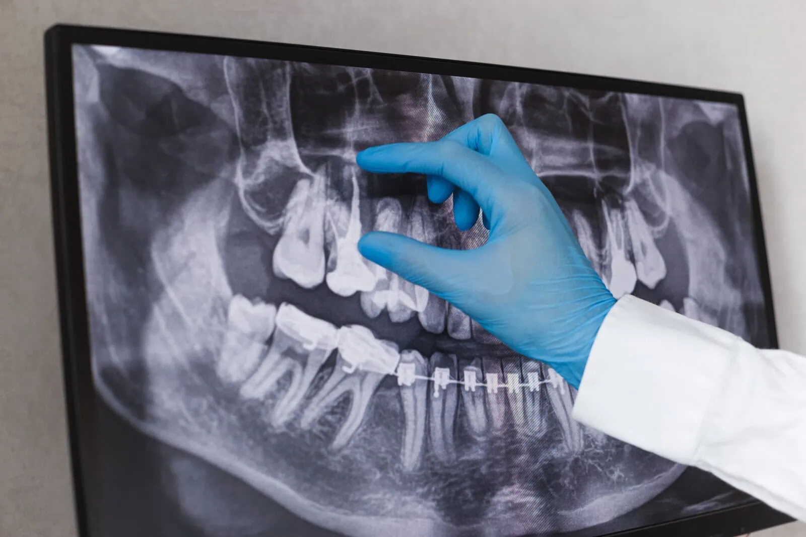 Gleem Dental Office Lakeview